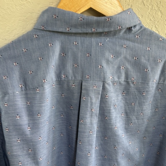 NWT ROWM Chambray Button Down Shirt with small design - Picture 8 of 8